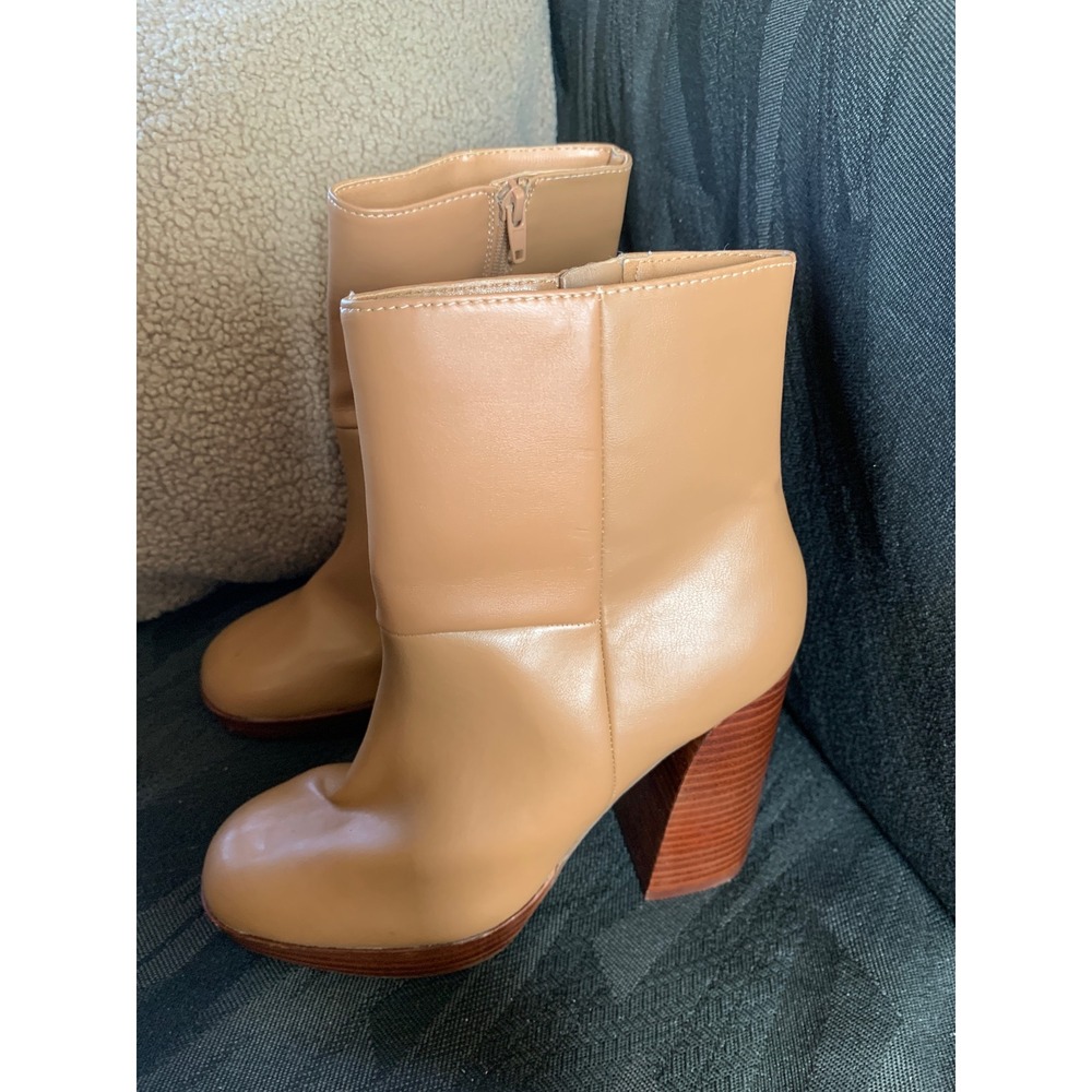 DV Dolce Vita Dasha Tan Platform Ankle Boots Wood Block Heel Mens 6.5